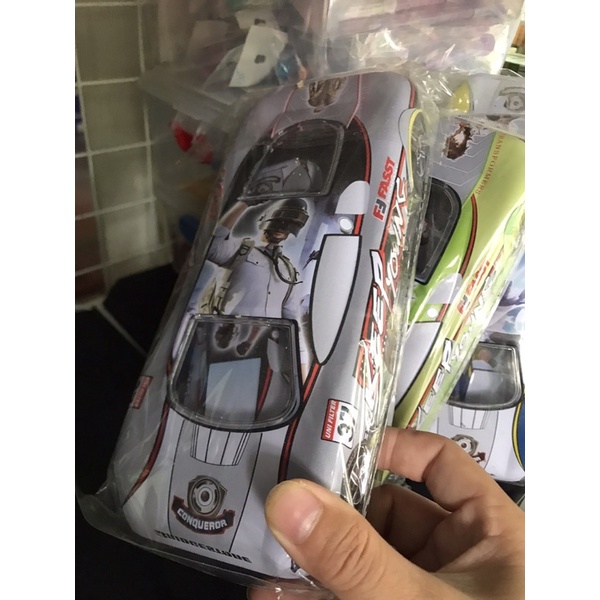 Hộp đựng viết hình xe hơi 2 chiếc bằng kim loại