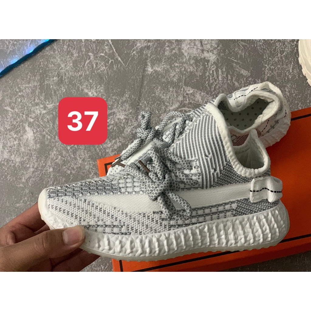 SALE [GIÀY THỂ THAO NỮ THỜI TRANG VÀ SANDAL GIẢM GIÁ RẤT RẺ LẺ SIZE] [THỜI TRANG CAO CẤP]