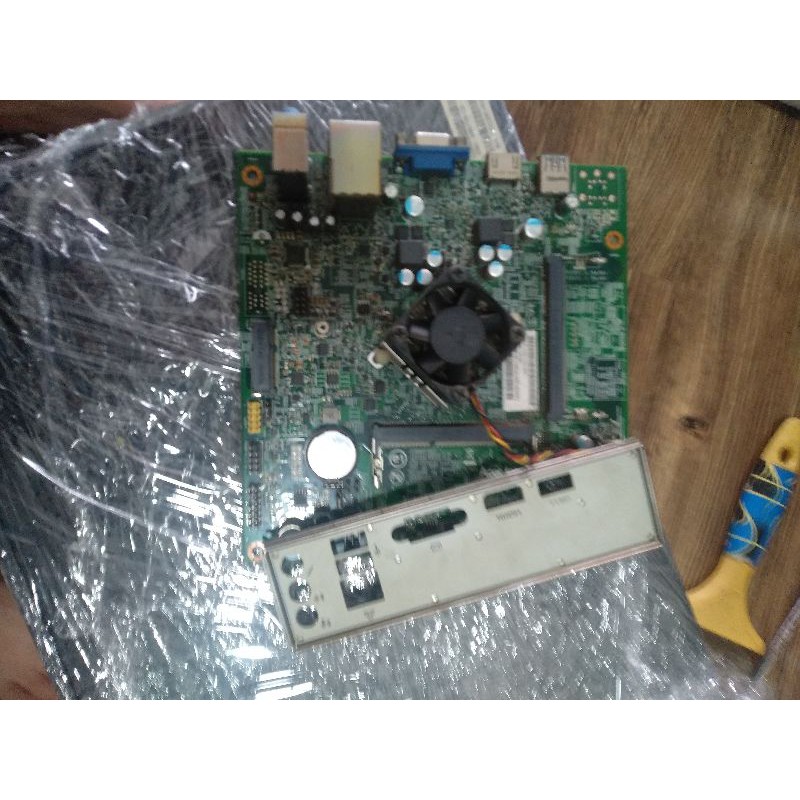 main mini chip celeron j2900 4 core cho bạn nào mod main