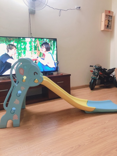 CẦU TRƯỢT CHO BÉ LOẠI 1.7M, CÓ BÓNG VÀ RỔ