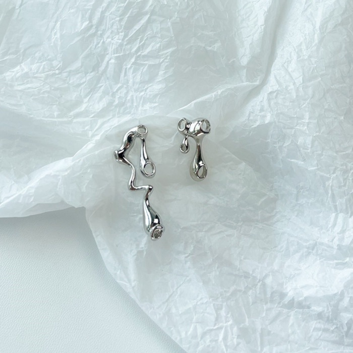 Khuyên Tai Nham Thạch Bất Đối Xứng Thiết Kế Mới Cá Tính Hợp Thời Trang