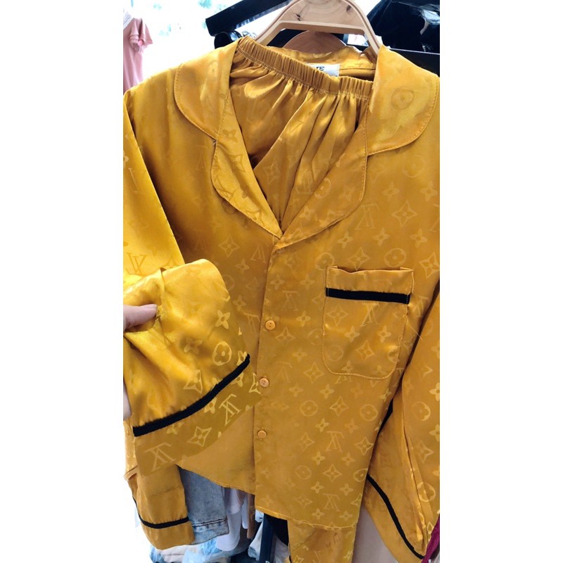 Bộ ngủ gấm dài tay chuẩn hàng Huyền bé bán | BigBuy360 - bigbuy360.vn