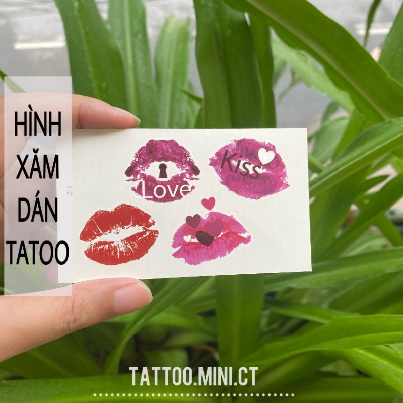 Hình xăm dán tattoo mini hình môi kiss 2 (bộ i).Xăm dán tatoo mini tạm thời, size &lt;10x6cm