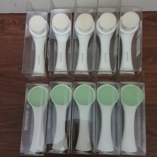 Cọ rửa mặt innisfree