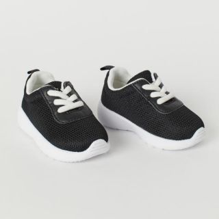 Giày thể thao đen dây trắng cho bé trai H&M authentic 💯