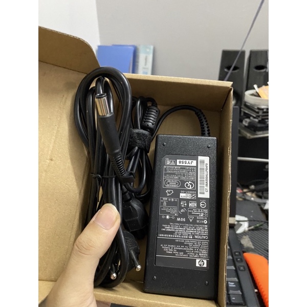 Sạc laptop hp chân kim to