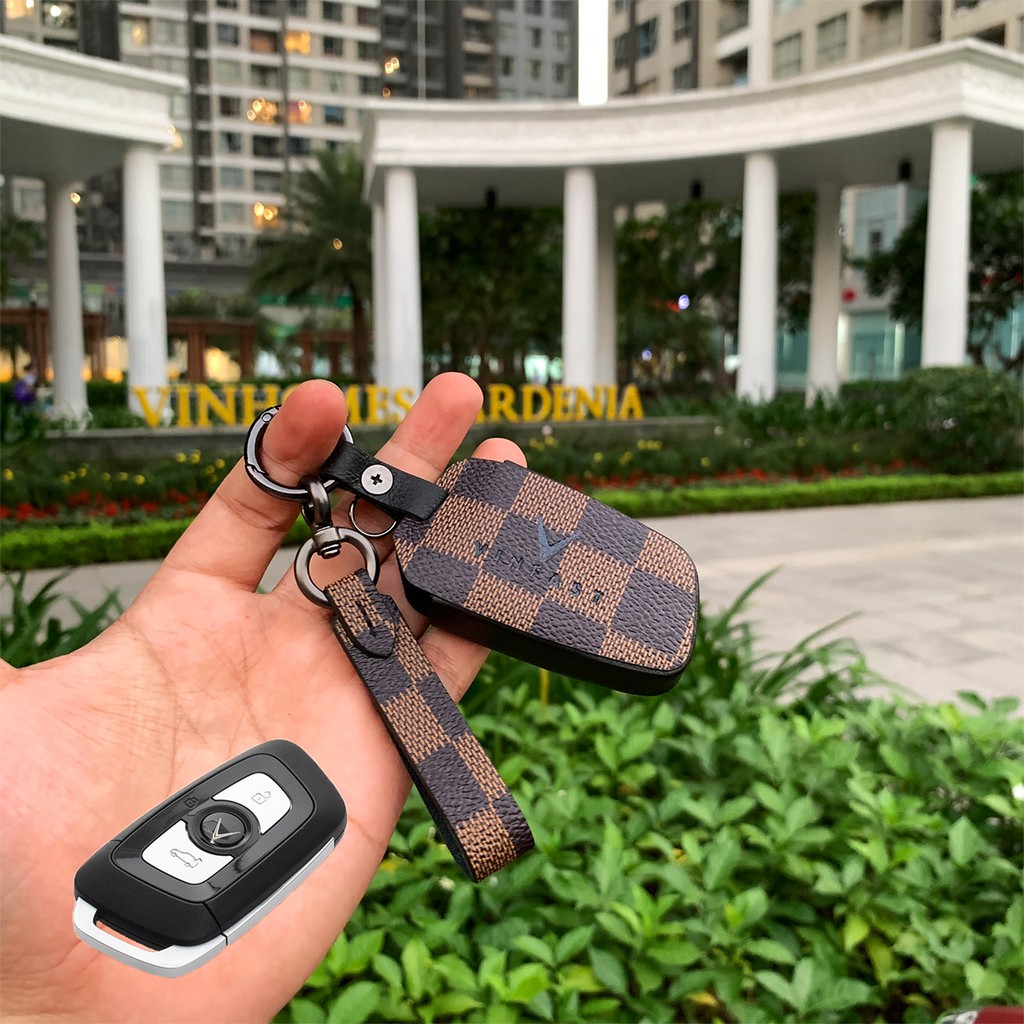 Đựng smartkey Vinfast Lux A Lux SA handmade da thật VLV AD có tay cầm
