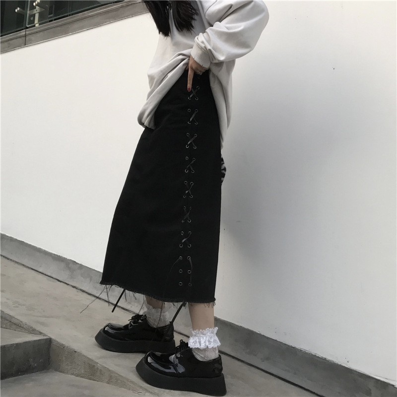 (HÀNG CÓ SẮN) CHÂN VÁY DÀI ĐAN DÂY ĐEN SIÊU NGẦU CHẤT THỜI TRANG NỮ | BigBuy360 - bigbuy360.vn