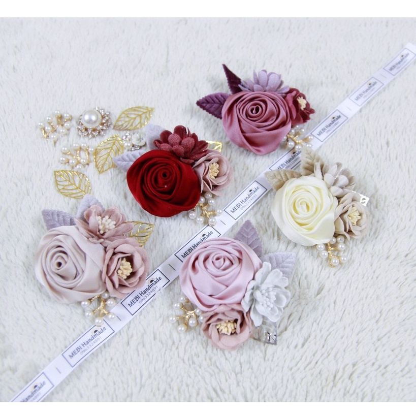 Hoa cài áo handmade mẫu hồng cuộn chùm siêu xinh