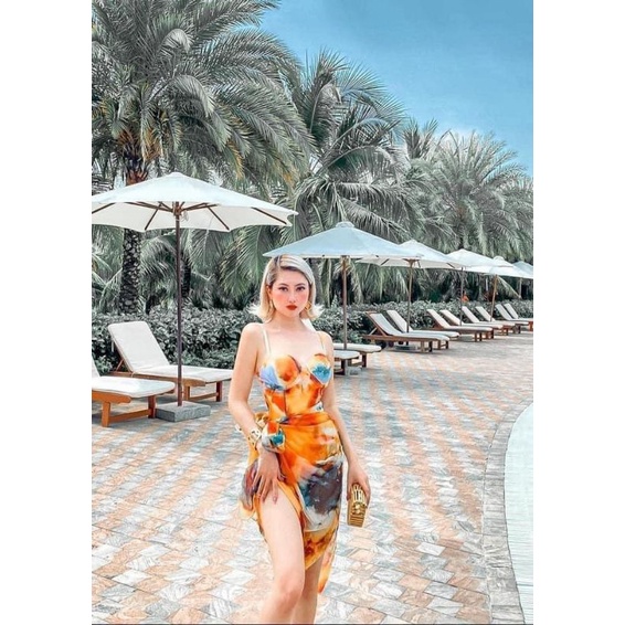 Bộ bơi áo tắm hoa vàng  liền thân kèm khăn choàng