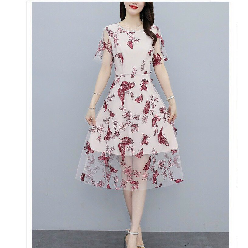 HÀNG QC - ĐẦM XÒE REN LƯỚI HỌA TIẾT BƯỚM NỔI MÀU ĐỎ CAO CẤP - MH342