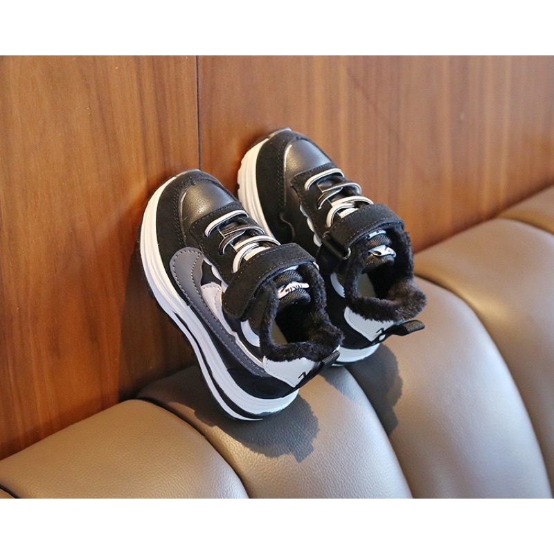 Giày Sneaker Thể Thao Cho Bé