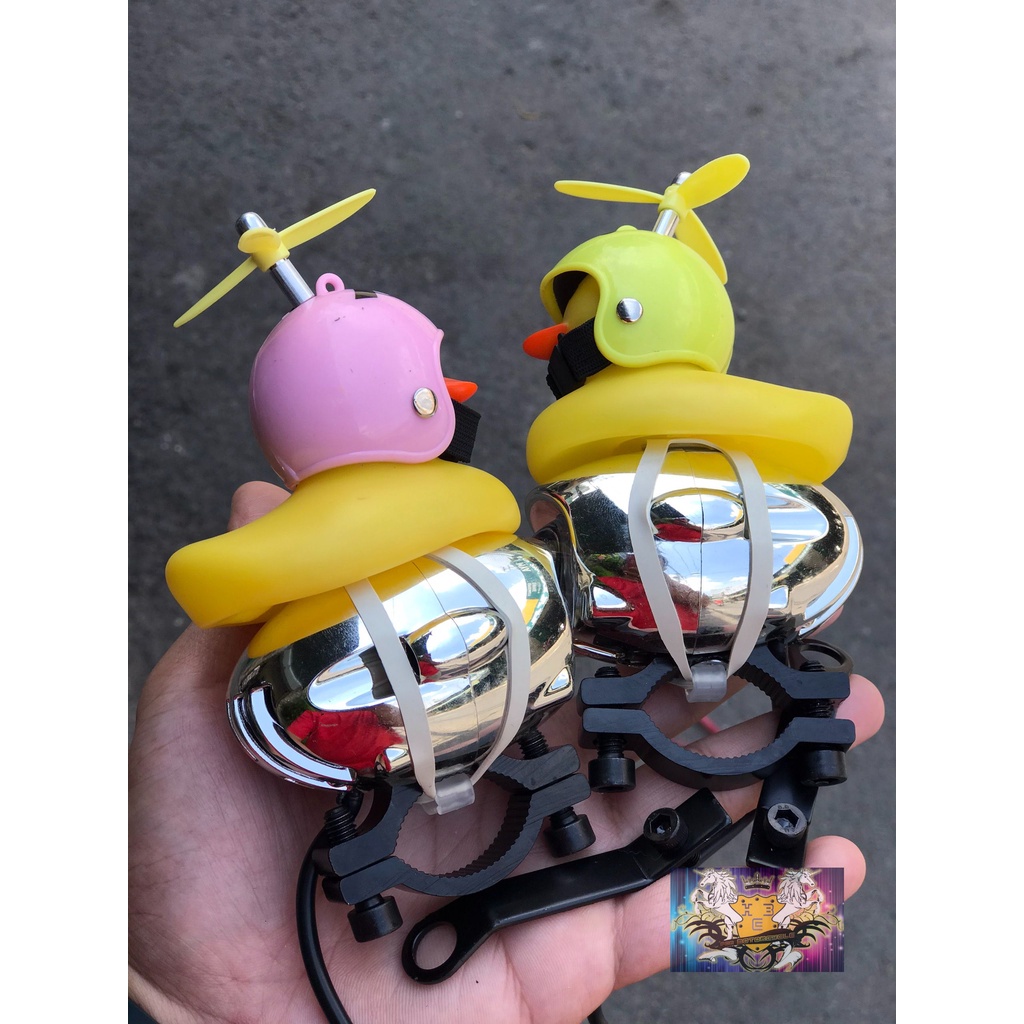 Trợ Sáng Bi Cầu 2 Chế Độ Vịt Trang Trí Gắn Xe