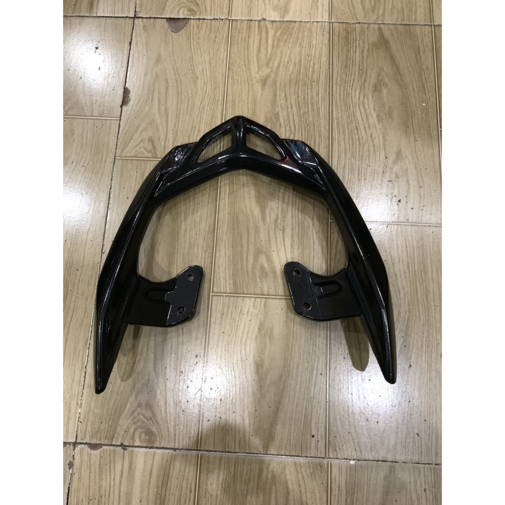 Cảng sau xe sirius kiểu phay lổ màu đen bóng