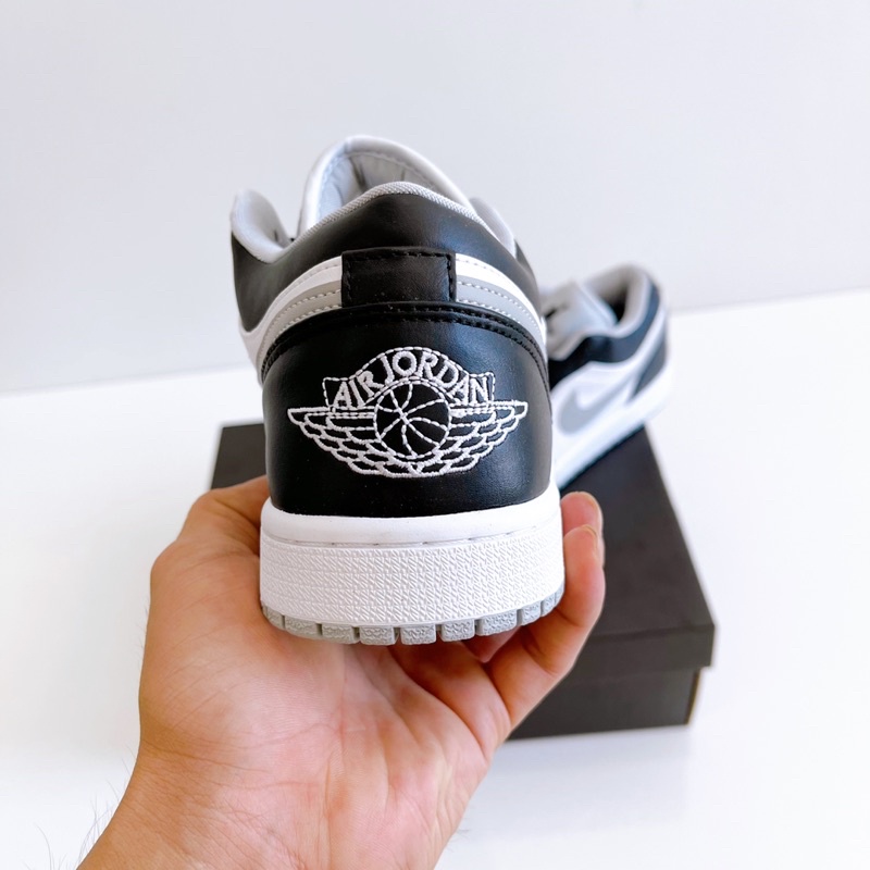 Giày sneaker Air Jordan 1 low Smoke Grey  - Fullbox [Bản Cao Cấp]