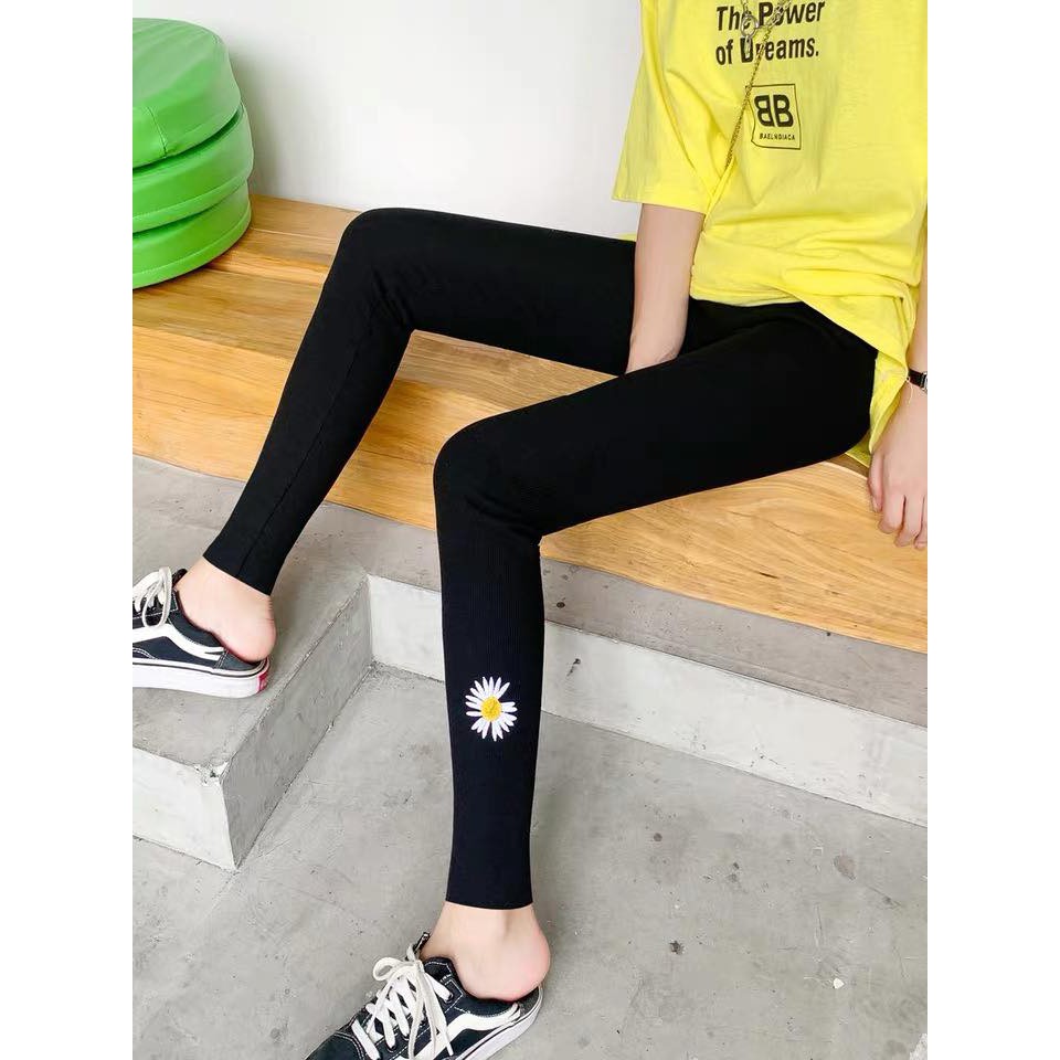 QUẦN LEGGING HOA CÚC