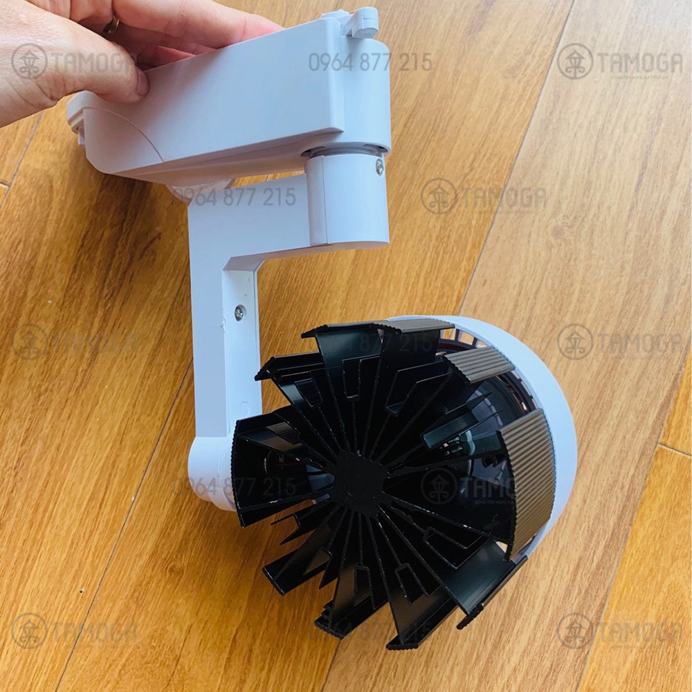 Đèn rọi ray gắn tường trang trí bể cá, quần áo TAMOGA công suất 20W DR 03 | BigBuy360 - bigbuy360.vn