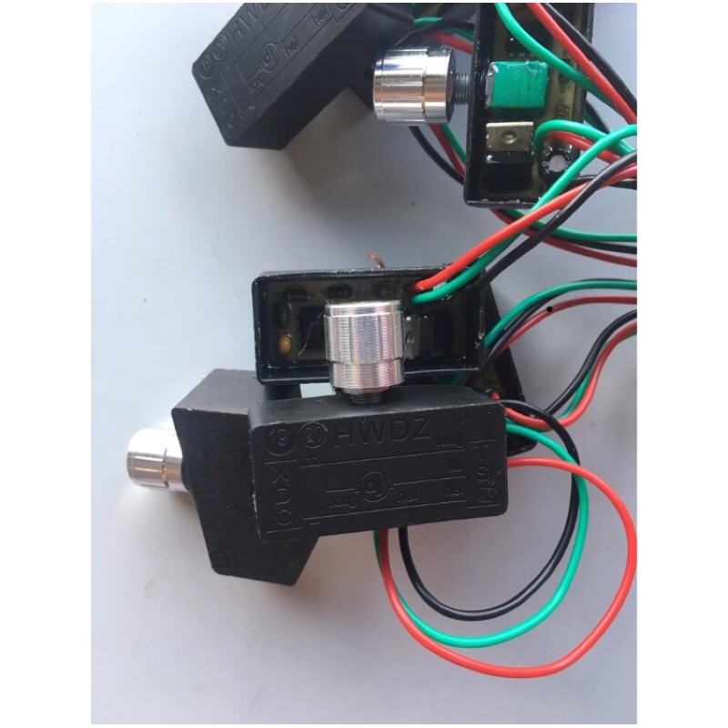 Bộ điều chỉnh tốc độ- chiếc áp điều tốc 12V điều tốc sử dụng cho bơm 12V