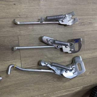 Chân chống xe đạp trẻ em loại xịn