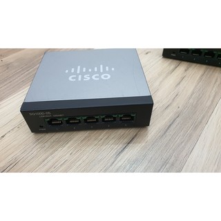 Switch bộ chia mạng Cisco 5-8 cổng 1Gbps - SG100D v2
