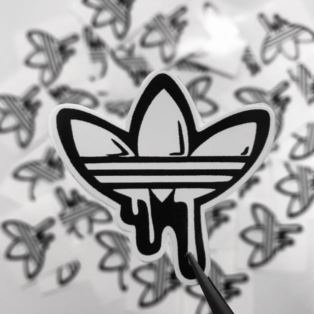 Sticker ba lá dán trang trí laptop điện thoại mũ bảo hiểm xe máy vali tủ kệ