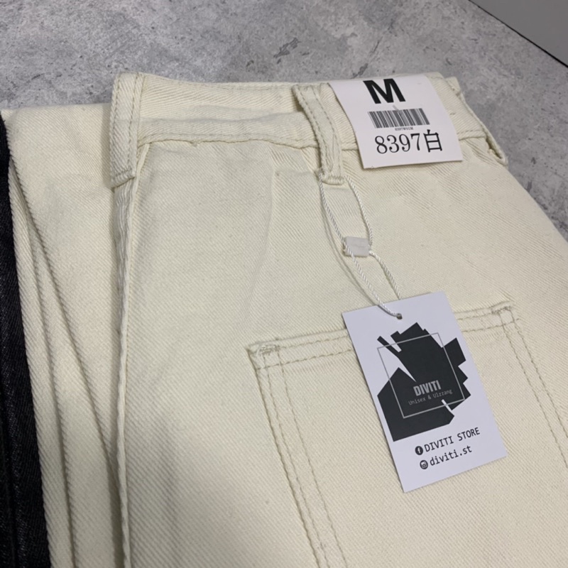 Quần jeans suông 8397 màu đen và kem