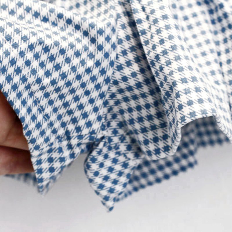 Set áo cộc tay cổ tròn và chân váy dành cho bé gái