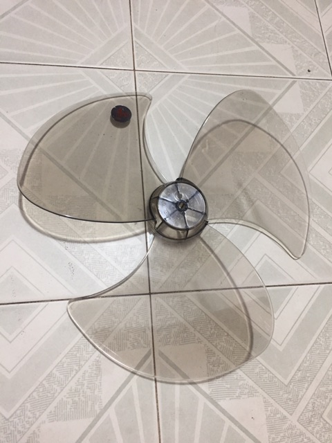 Cánh quạt tai voi nhựa Meka 300 và 400mm
