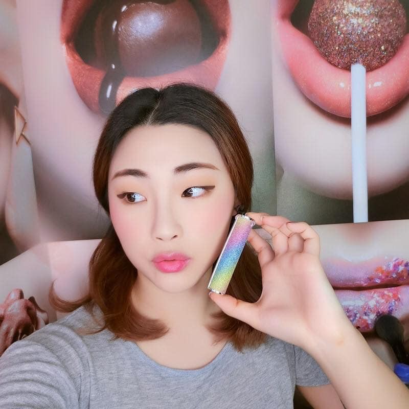 Son dưỡng YNM Rainbow Honey Lip Balm