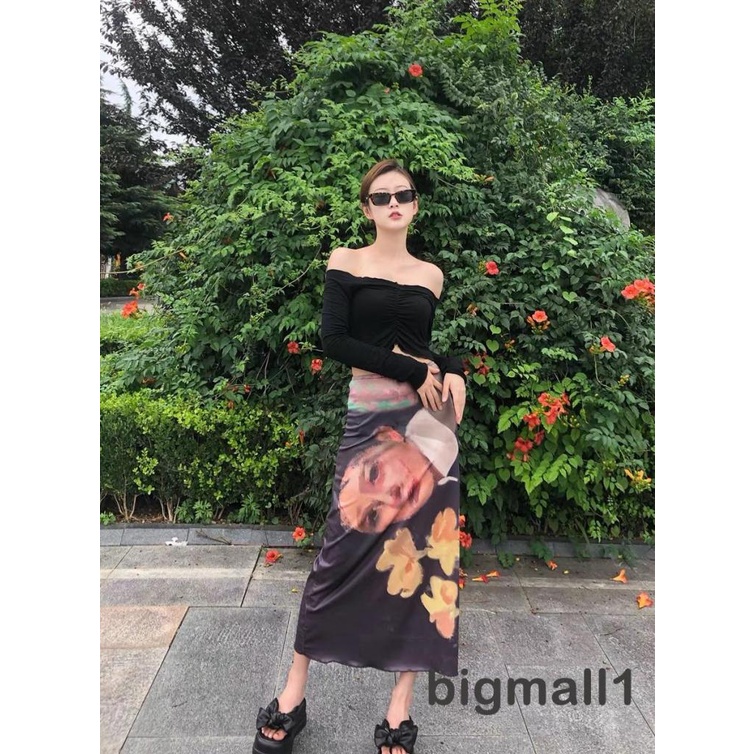 Set Áo Thun Ngắn Tay Cổ Tròn In Hình Chân Dung + Chân Váy Dài Lưng Cao Thời Trang Nữ