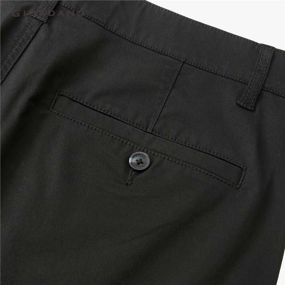 Quần đùi GIORDANO 01102341 eo cao vừa chất cotton mỏng thoải mái co giãn cao cấp cho nam