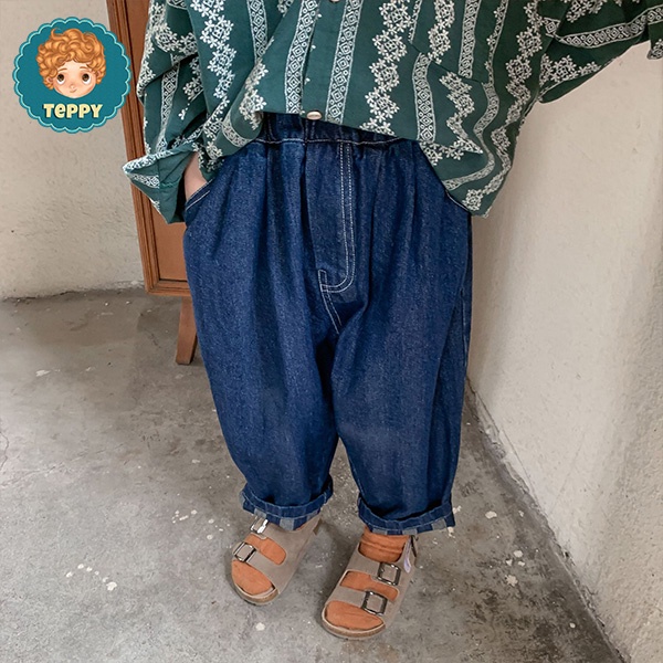 Quần jeans cho bé phối túi sọc
