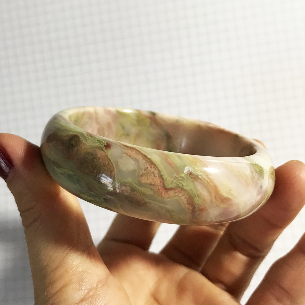 Vòng tay đá thật của VN đá lạ, màu xanh đỏ nhiều size cho nam và nữ ( size từ 5.0 đến 7.0cm)