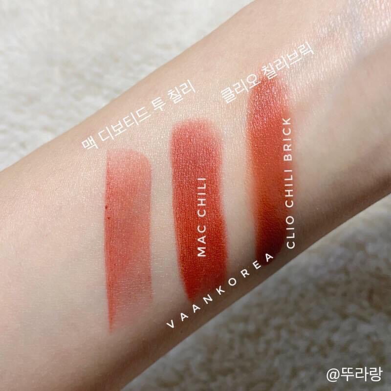 Son kem #Clio Mad Matte màu 09 Chili Brick date 12/2021