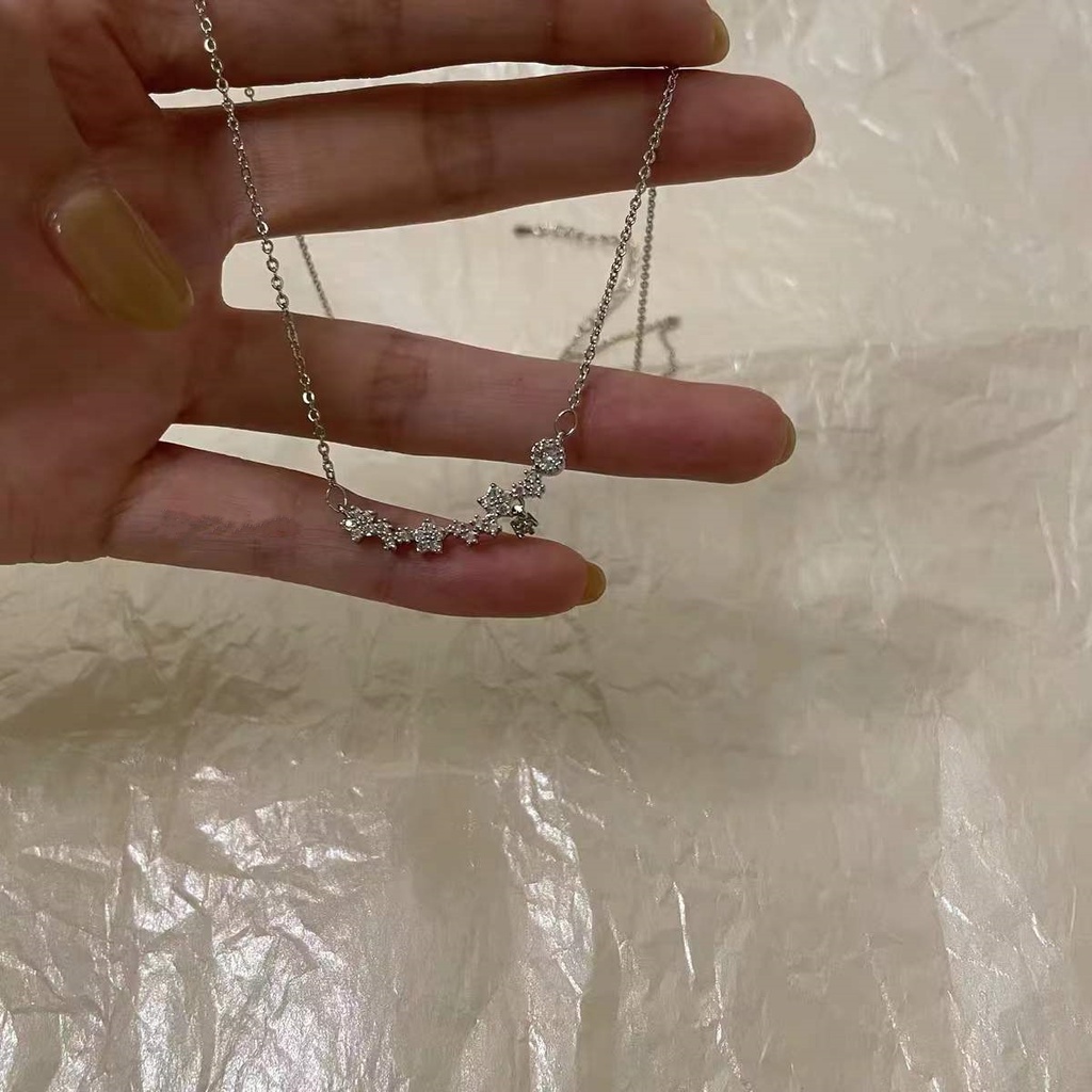 Dây Chuyền Bạc Mặt Hoa Đính Đá Zircon Thời Trang