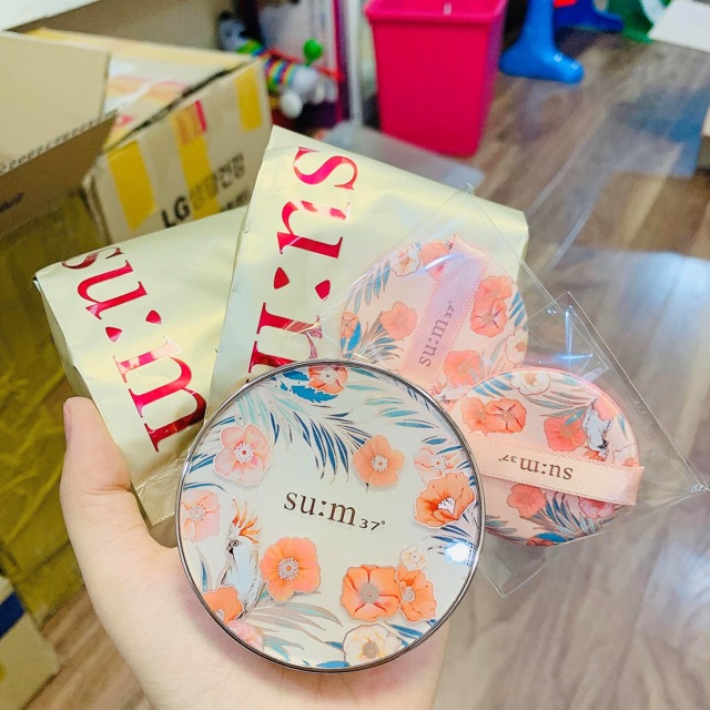 [ SIÊU ƯU ĐÃI ] Phấn nước Cushion Nước thần Su:m37 bản limited mới nhất năm 2020 1 hộp tặng 2 lõi | BigBuy360 - bigbuy360.vn
