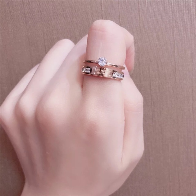 Nhẫn titan ko đen 2 kiểu