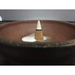 NỤ TRẦM NOOM