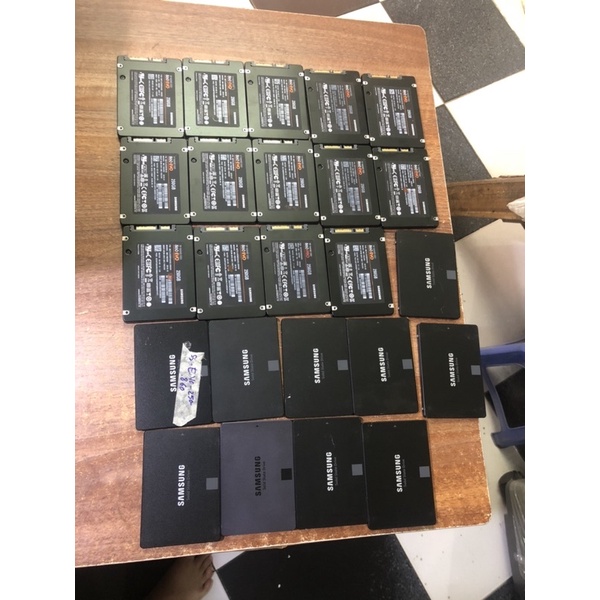 Ổ cứng ssd sam sung 860 PRO  250Gb sata3 2.5