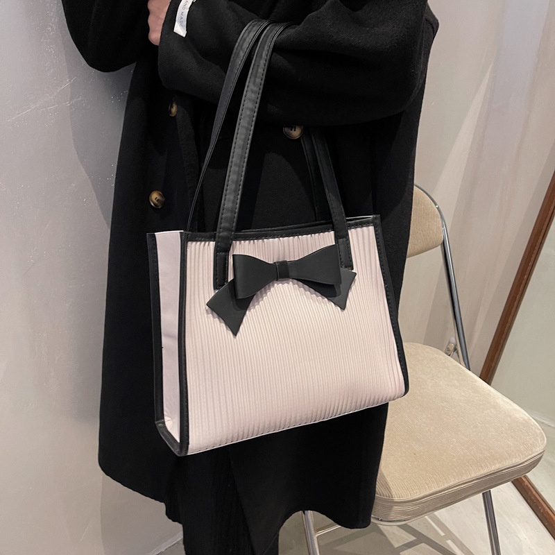 Túi đeo vai thời trang mùa thu cho nữ 2021