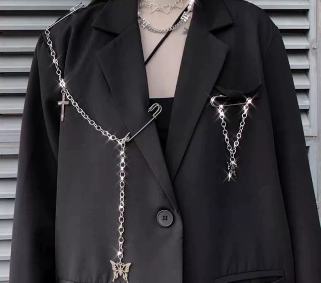 Áo vest phụ kiện dây chain bướm dài tay | BigBuy360 - bigbuy360.vn