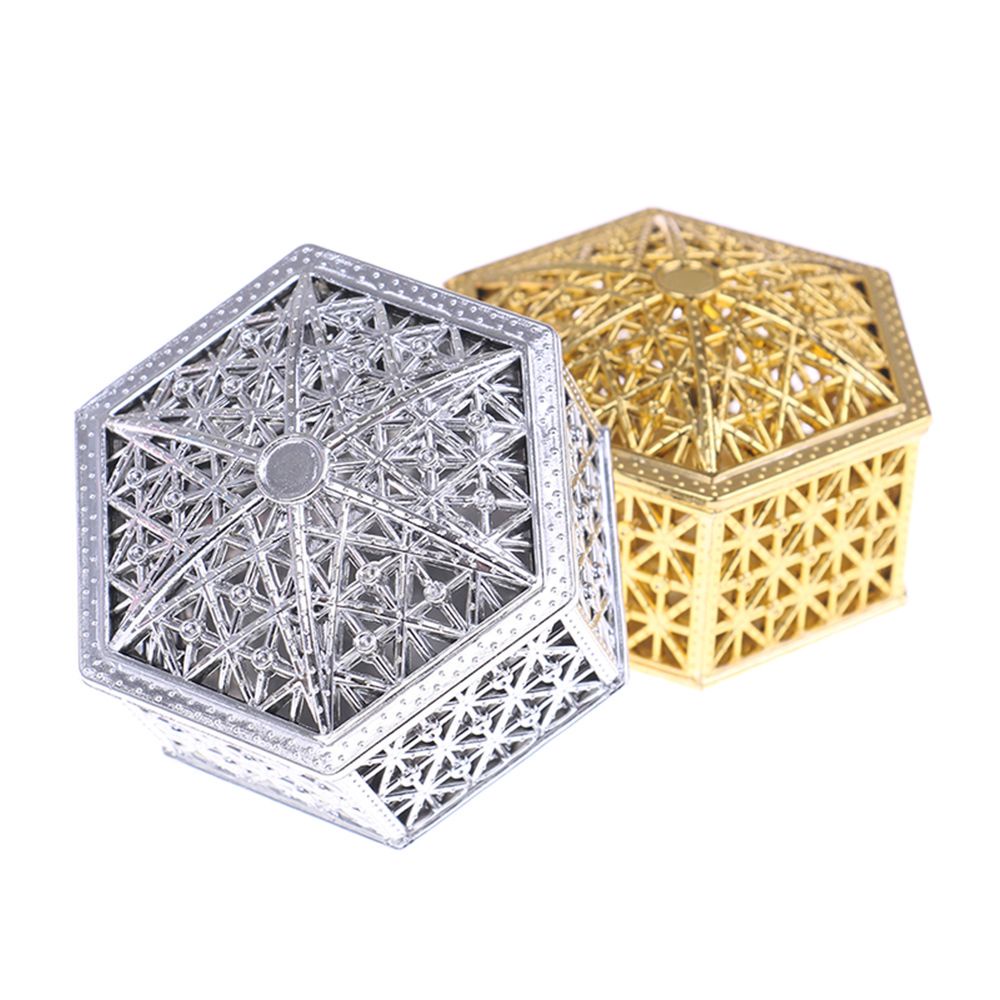 Hộp nhựa đựng kẹo/ trang sức khoét lỗ phong cách vintage