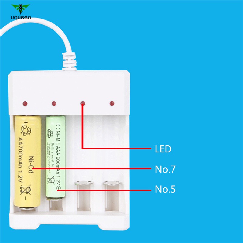 Bộ sạc pin AAA/AA 4 ngăn bảo vệ ngắn mạch có thể sạc lại bằng cổng USB