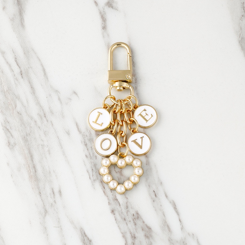 Móc Khóa Đính Ngọc Trai Và Chữ love Kiểu Mới Sáng Tạo Tùy Chọn