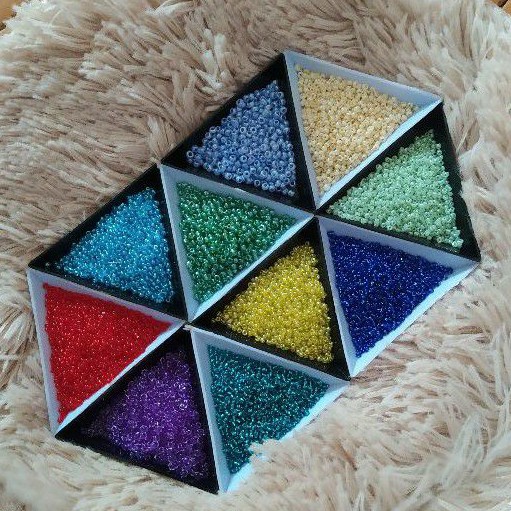 Hạt cườm làm trang sức