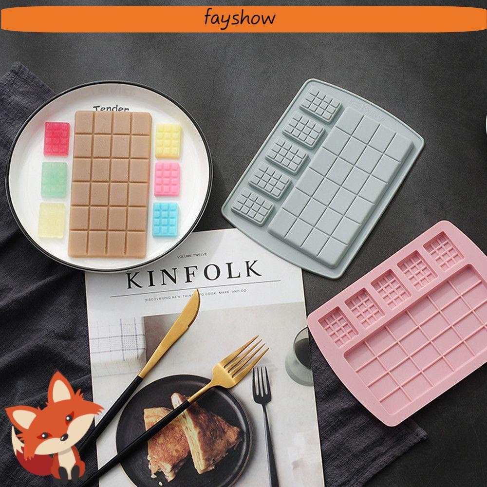 Khuôn Silicone Tạo Hình Làm Bánh Kẹo Hai Kích Thước 24 Ngăn DIY