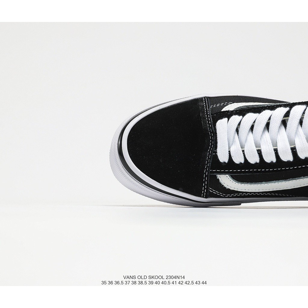 On hand vans old skool low cut sneakers shoes dành cho nam và nữ giày