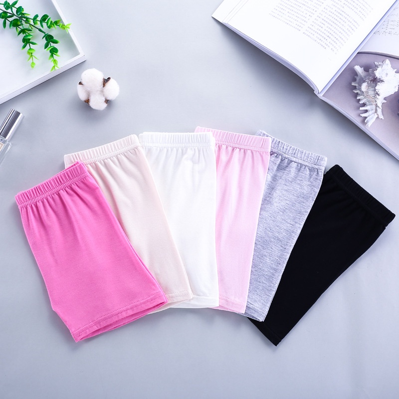 Quần short an toàn cho bé gái từ 3 đến 11 tuổi