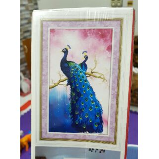 Tranh đính đá chim công khổ dọc 53x83cm