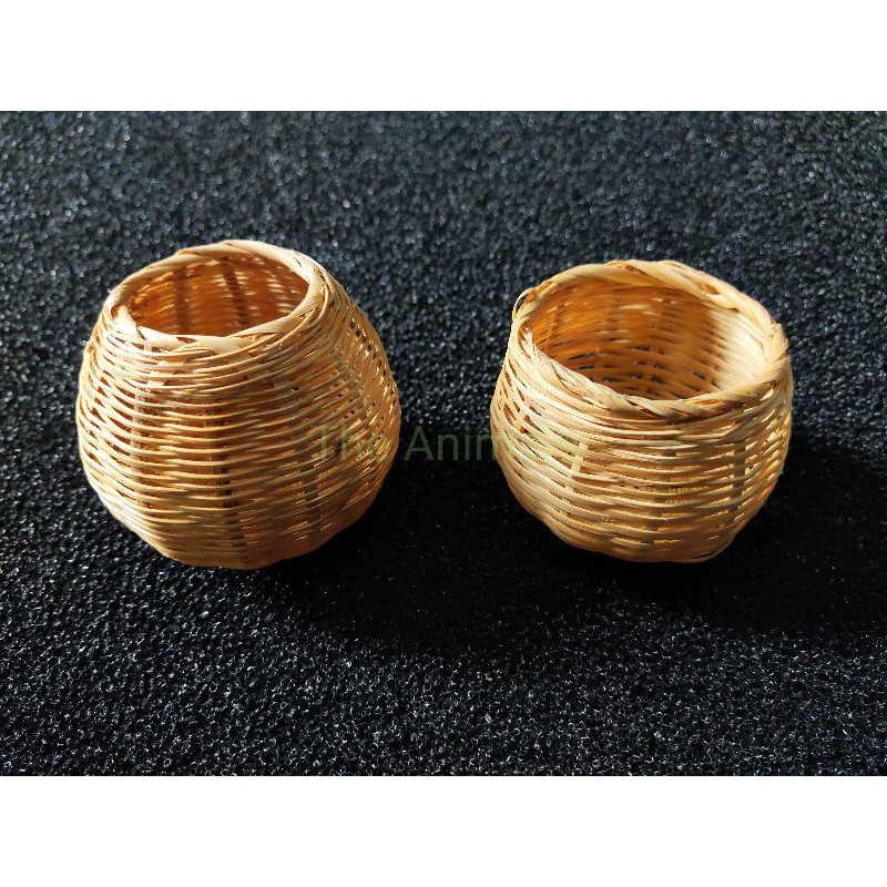 Cóng đựng sâu, thức ăn cho chim bằng tre